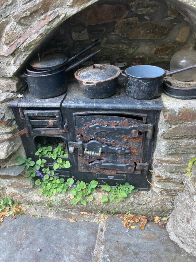 The Granary At Bissick Old Mill Appartement Truro Buitenkant foto